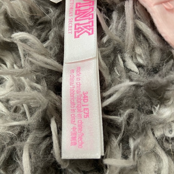 PINK Victoria Secret Push-Up Bras - size 34D - Picture 4 of 4